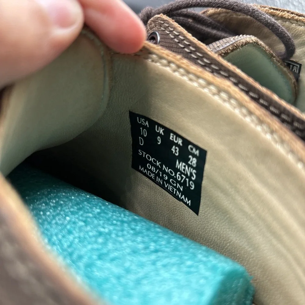 Red Wing Shoes Cross Lite 6719 Men's 10 D Chukka‎ Boot Brown Safety Aluminum Toe